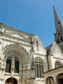 vue église de loundun