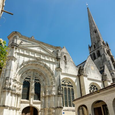 vue église de loundun