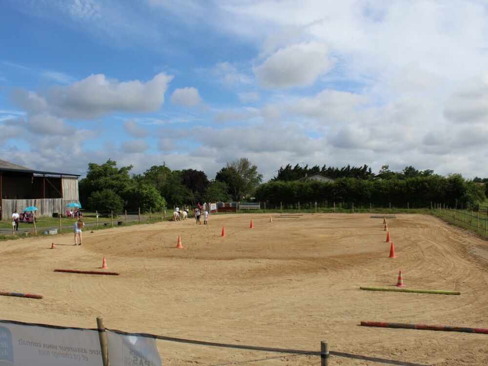 03-Centre-equestre-Ecuries-de-Mornay-Mazeuil