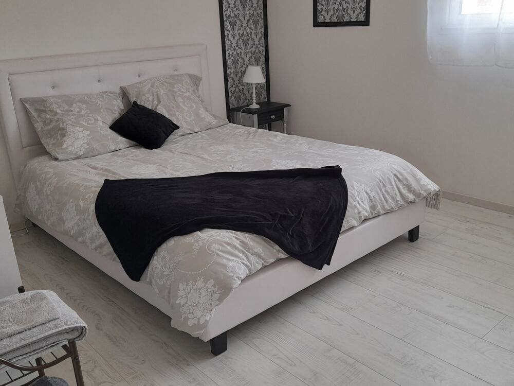 Chambre baroque - Gîte le Relais du Mardelon