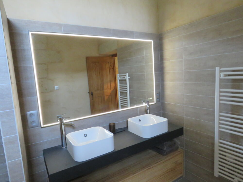 07-Salle de bain-Manoir de Chandoiseau_2021