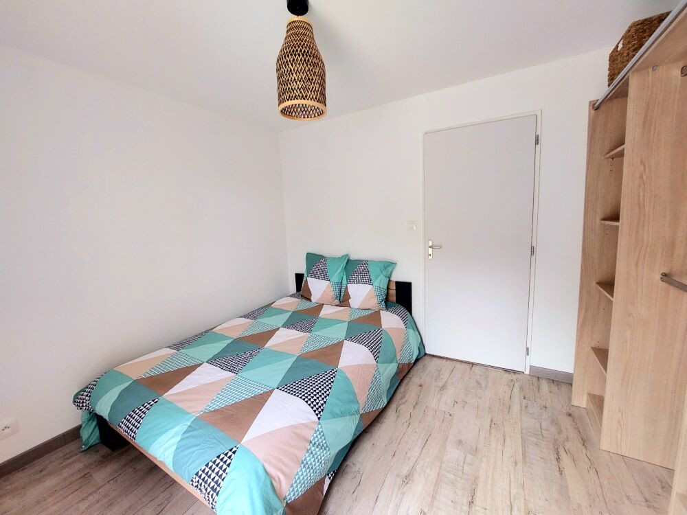 Chambre_La Maison de Kahyna_Roiffé