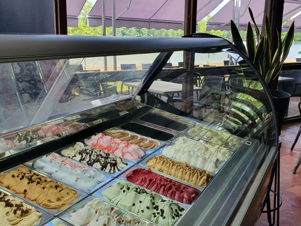 Le Buffet_Auberge du Lac_Moncontour