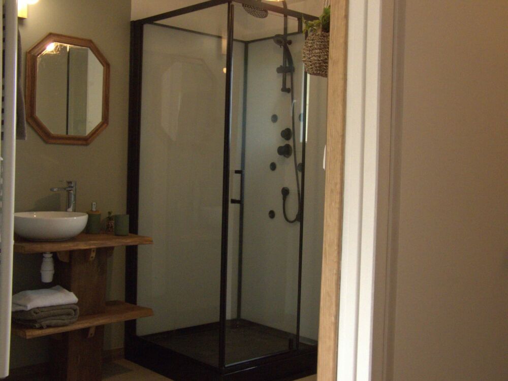 WhatsApp Image 2024-05-05 at 12.38.41 (3)