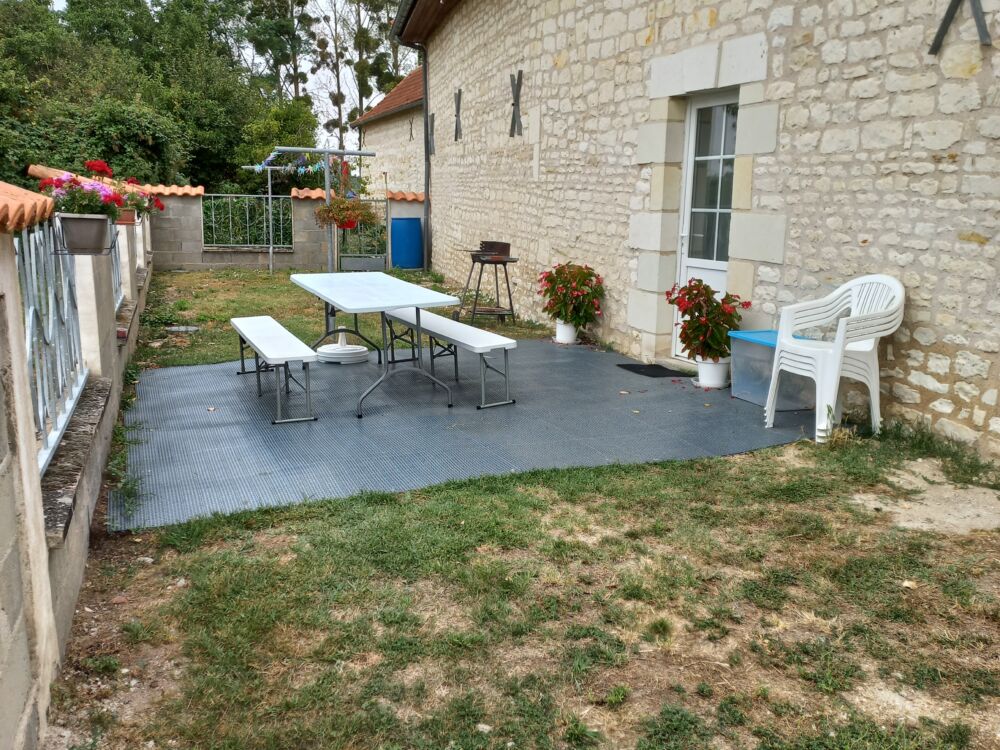 02-Le Chant des oiseaux_photo arrière gite