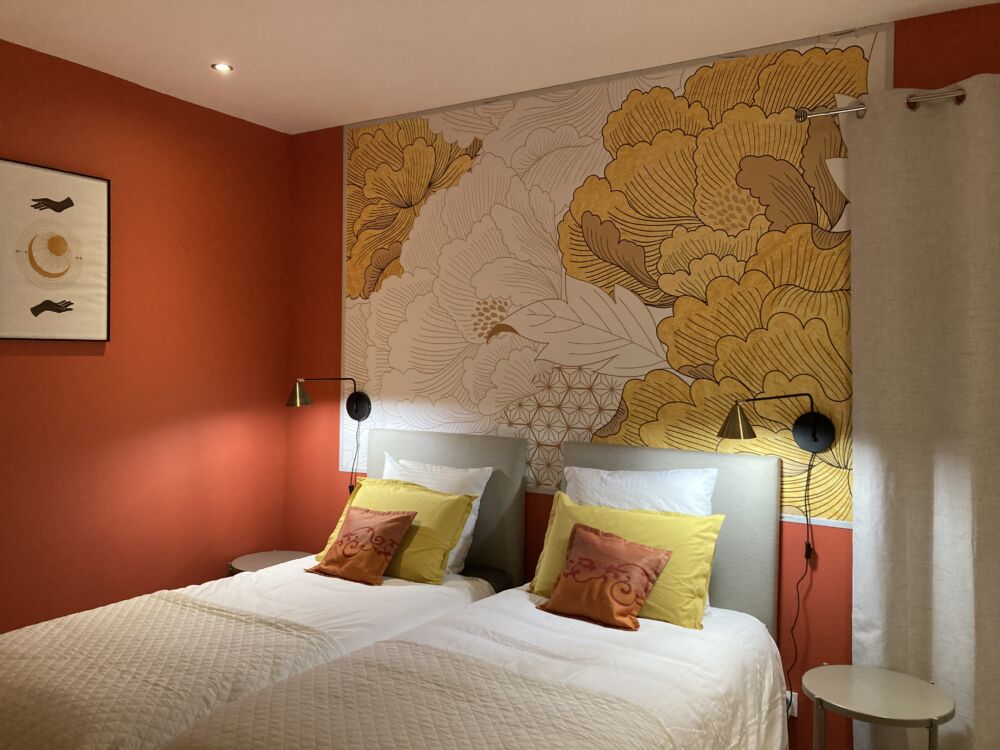 03-pivoines avec tetes de lit-Le Manoir des Sables_Berthegon_2022